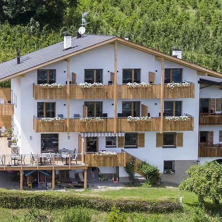 Garni Oberanger Hotell Tirolo Exteriör bild