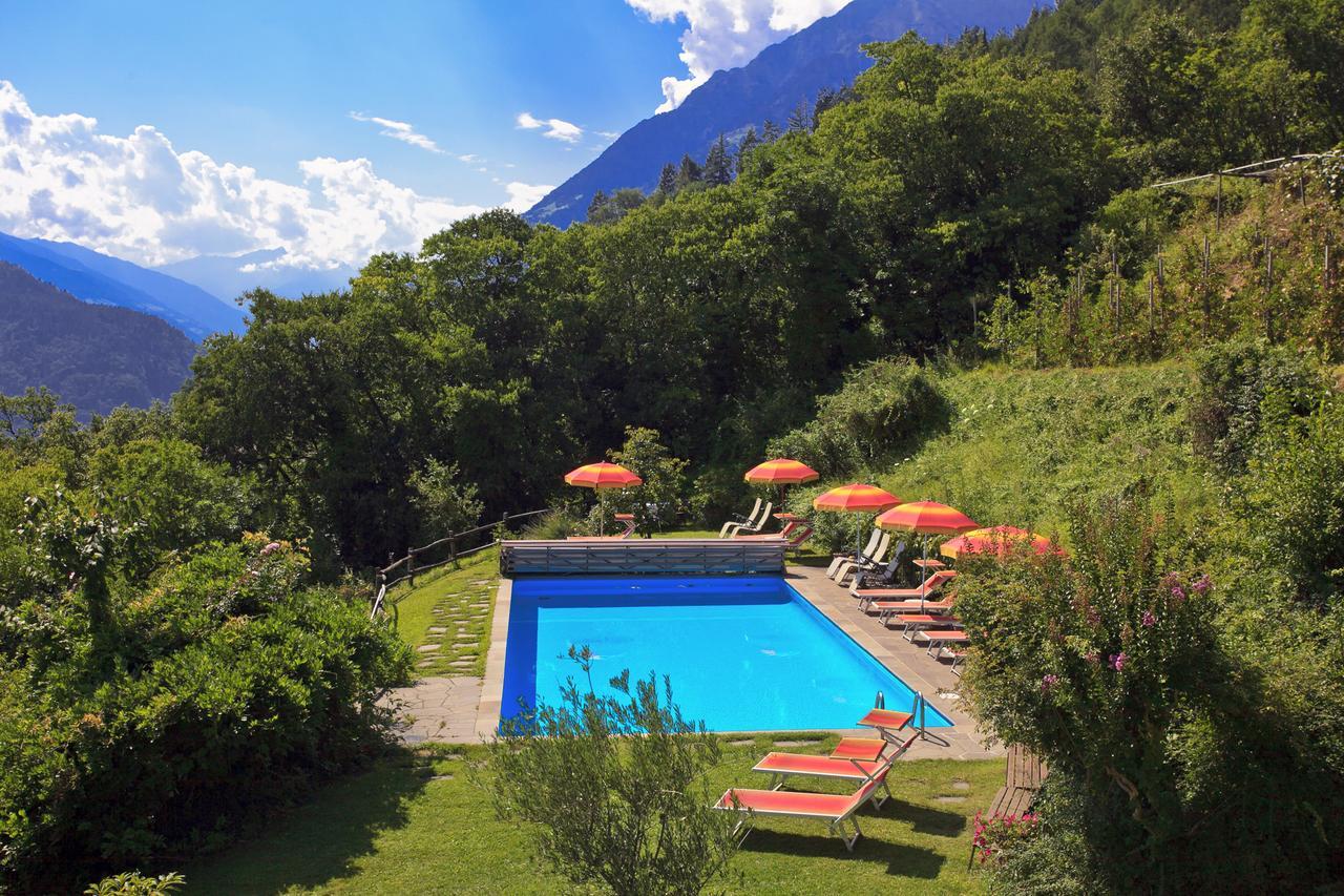 Garni Oberanger Hotell Tirolo Exteriör bild